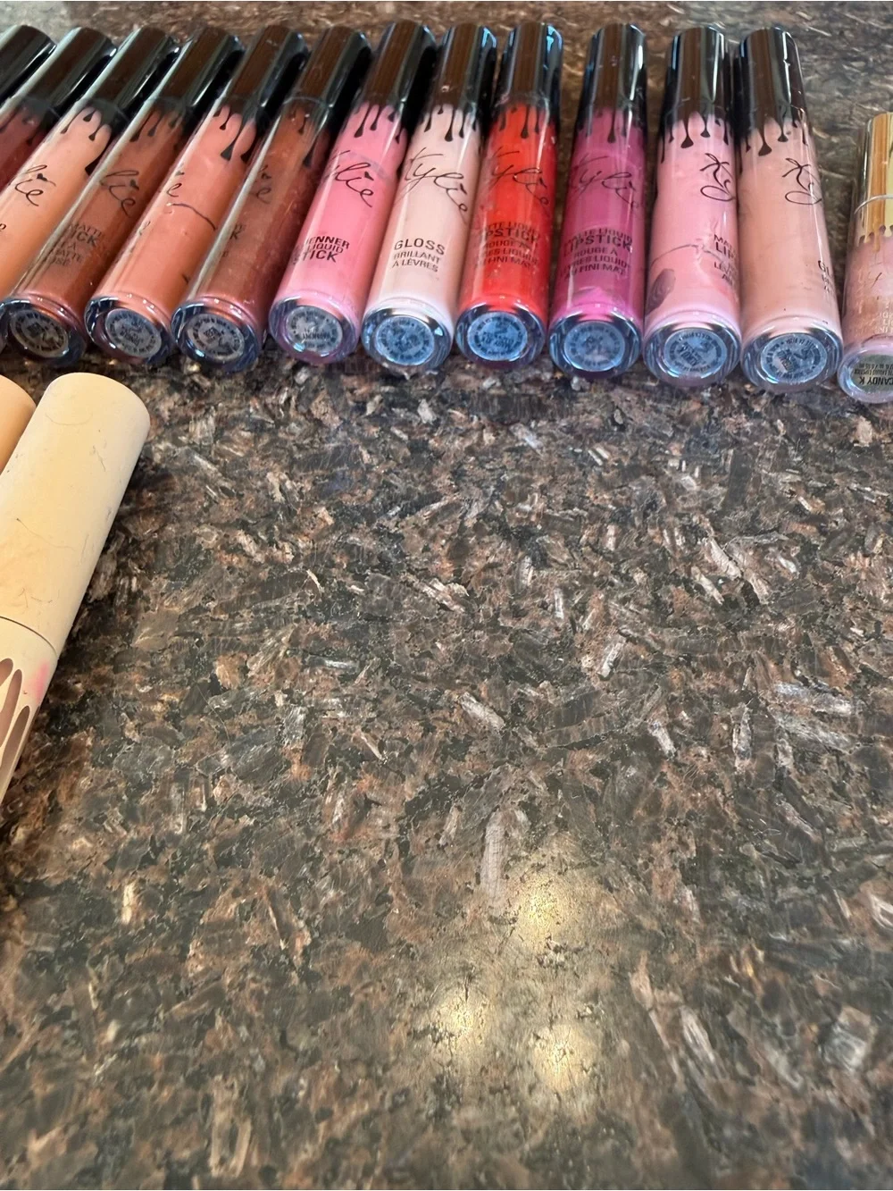 Kylie Cosmetics Lip Kit Set - Assorted Nude to Pink Liquid Lipsticks